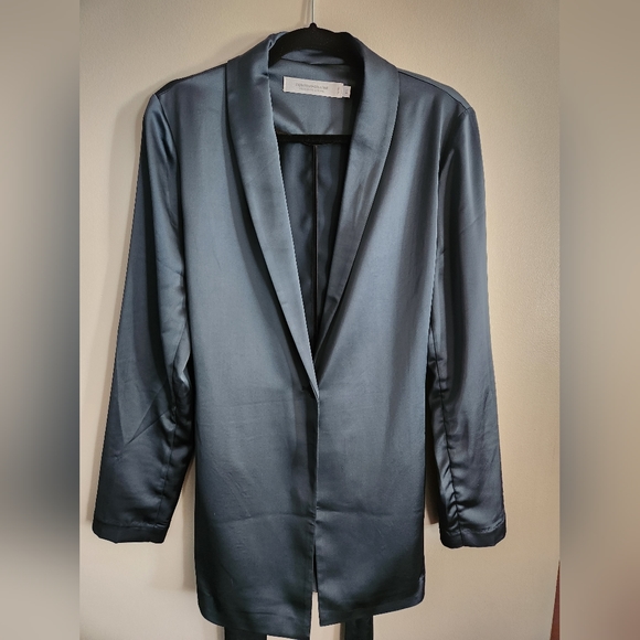 Contemporaine satin blazer - Picture 2 of 4